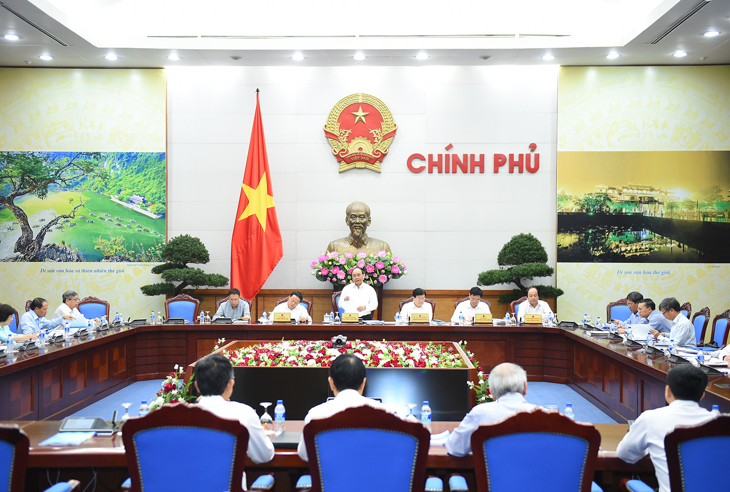 Thủ tướng Nguyễn Xuân Phúc chủ trì cuộc họp UB Quốc gia về biến đổi khí hậu