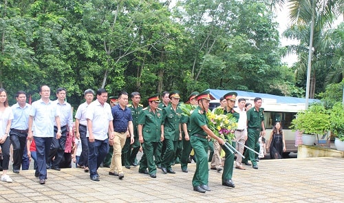 Xúc động những hình ảnh “Hành trình trở lại chiến trường xưa và tri ân các đồng đội”