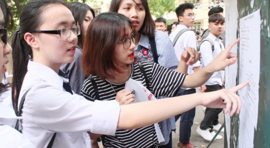 Đạt 29, 30 điểm vẫn trượt đại học: gốc rễ vấn đề ở đâu?