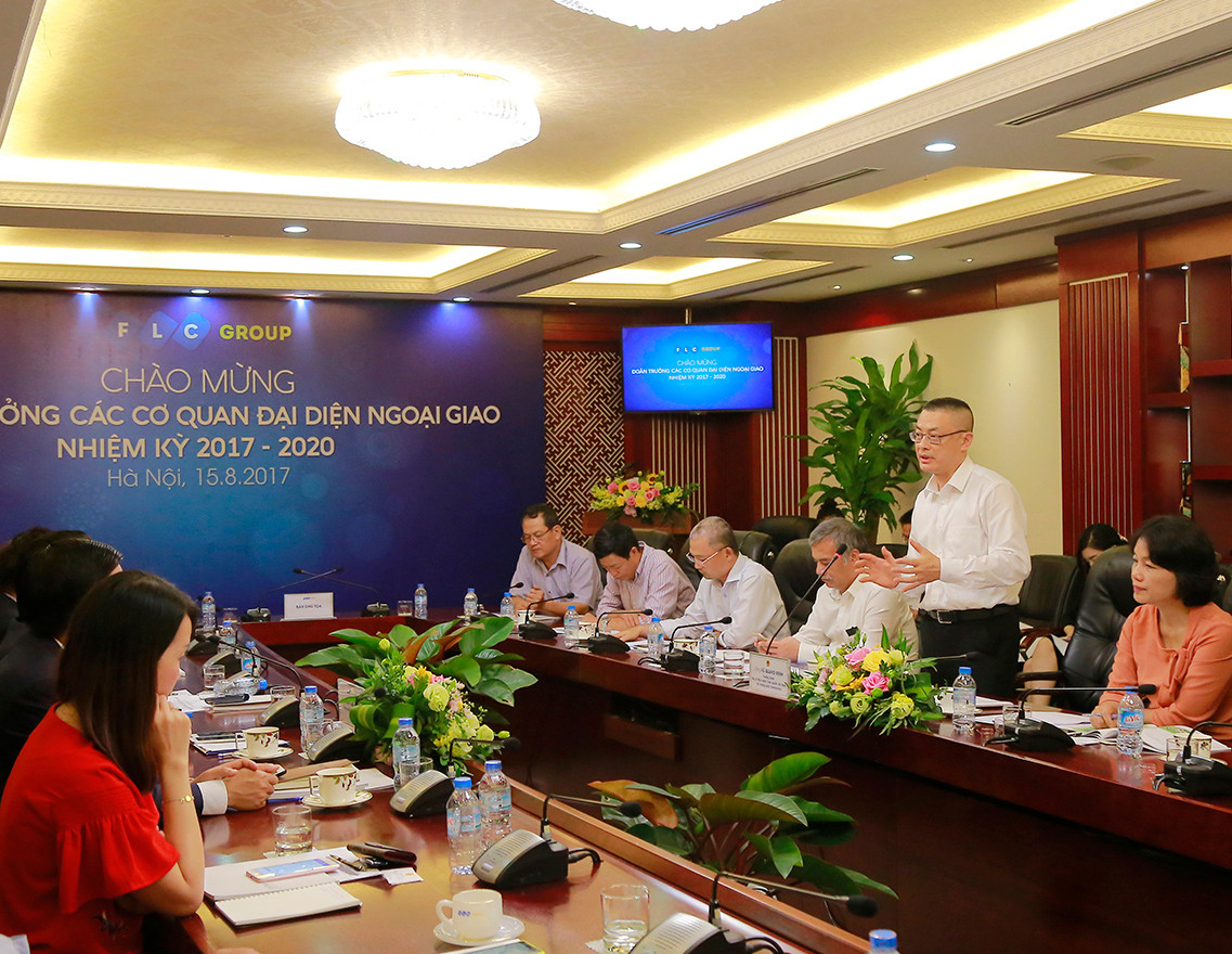 Tập đoàn FLC gặp mặt các Trưởng cơ quan đại diện Việt Nam tại nước ngoài
