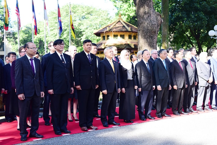 50 năm ASEAN: Khối thống nhất, đoàn kết,  gắn bó và hữu nghị