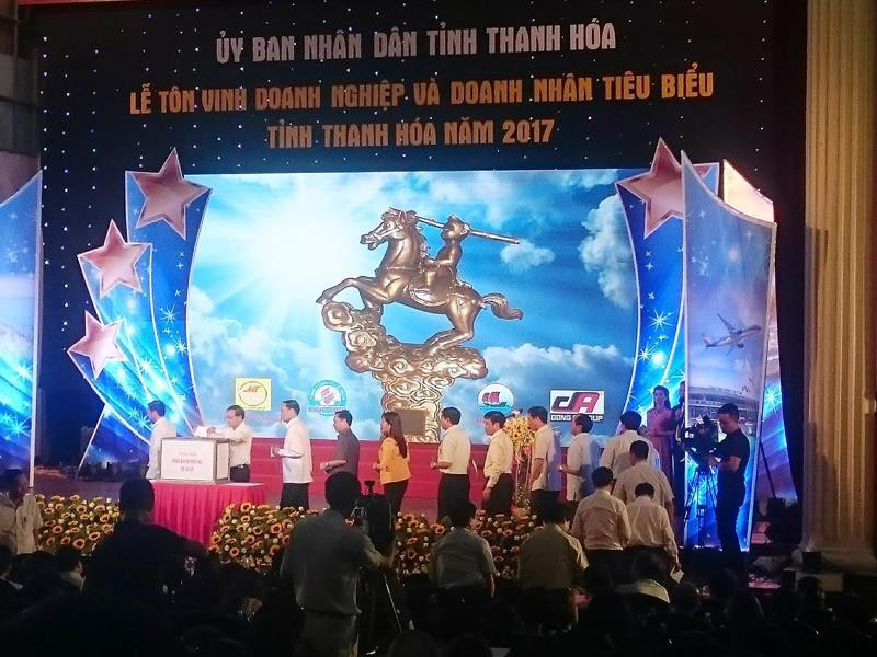 Tập đoàn FLC hỗ trợ 1 tỷ đồng khắc phục hậu quả thiên tai tại Thanh Hoá