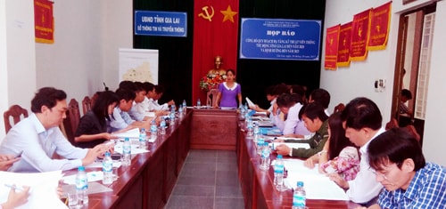 Quang cảnh buổi họp báo