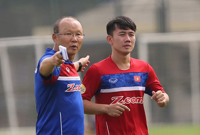 HLV Park Hang Seo bối rối khi gọi tên học trò ở tuyển Việt Nam