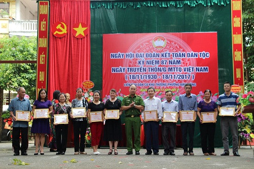 Phường Định Công (quận Hoàng Mai, Hà Nội): Tưng bừng Ngày hội Đại đoàn kết toàn dân tộc