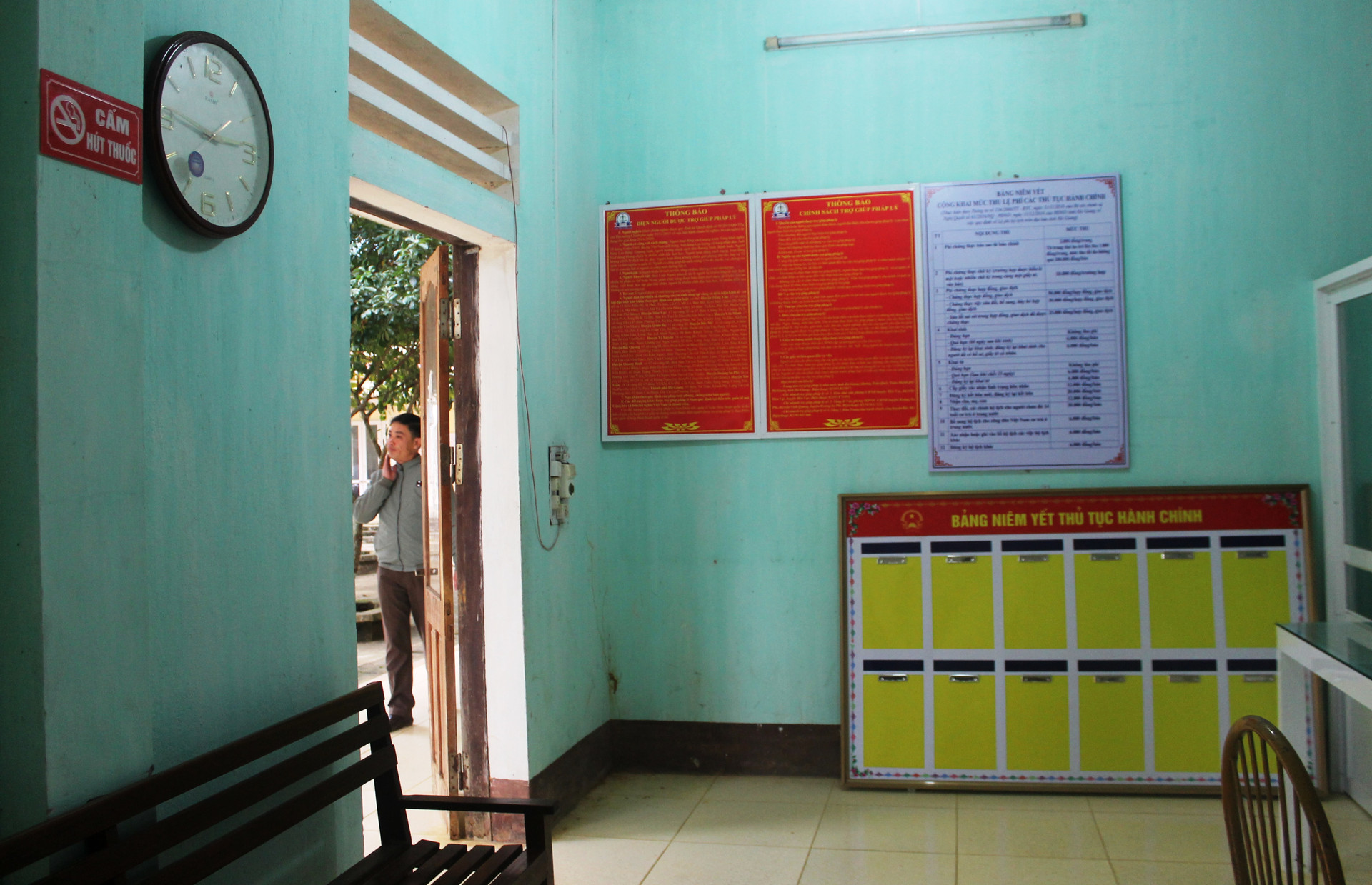 Huyện Vị Xuyên (Hà Giang): Cán bộ, công chức xã Phong Quang không hút thuốc lá nơi công sở