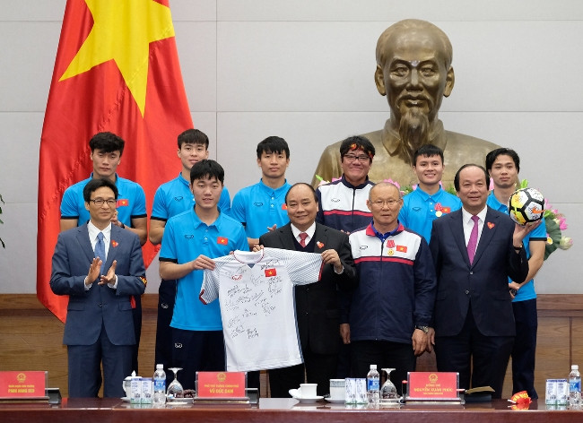 Thủ tướng gặp mặt các thành viên của đội U23 Việt Nam