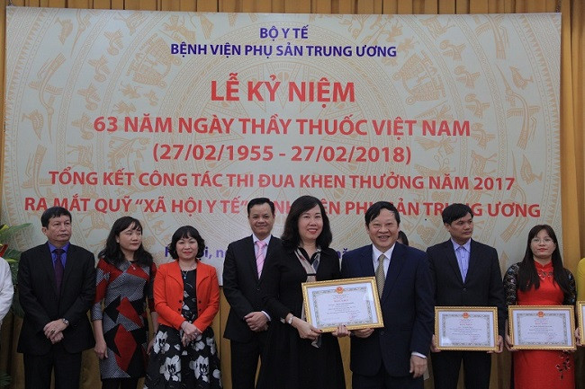 Tưng bừng kỷ niệm 63 năm Ngày Thầy thuốc Việt Nam