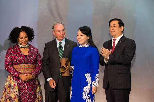 Bộ Y tế Việt Nam được vinh danh và nhận giải thưởng tại Hội nghị toàn Thế giới về “Thuốc lá hay sức khoẻ”