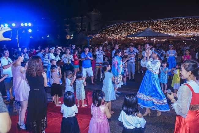 Ngập tràn cảm xúc trong lễ hội văn hóa Nga tại FLC Sầm Sơn