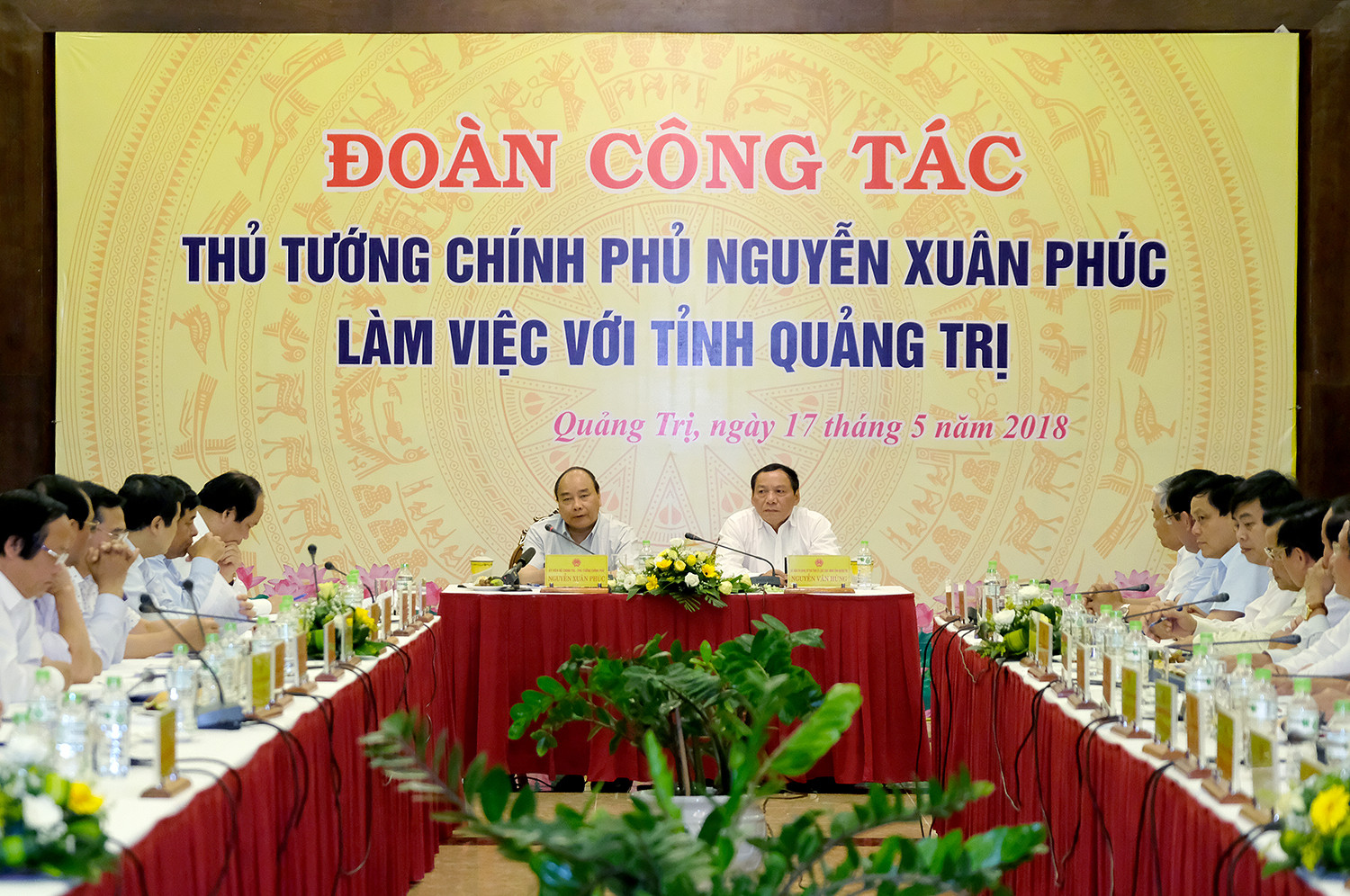Thủ tướng Chính phủ Nguyễn Xuân Phúc làm việc với tỉnh Quảng Trị