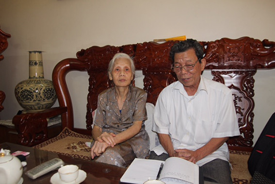 Cảm phục tấm lòng nhân ái của cụ bà gần 80 tuổi vẫn làm từ thiện