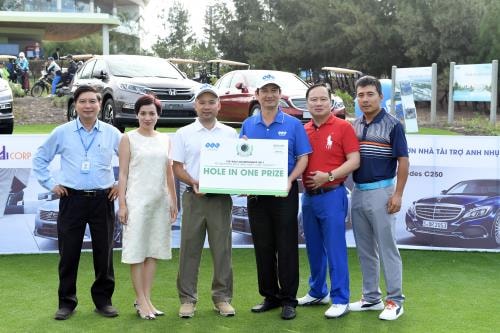 5 tỷ đồng cho một cú HIO tại Artex Golf Tournament 2018