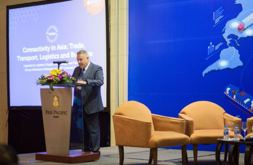 Diễn đàn bàn về thách thức trong phát triển ngành Logistics Việt Nam