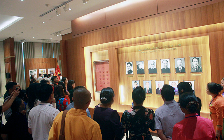 Chương trình Khúc Quân hành, lần thứ IV - 2018: dâng hương tại Đài tưởng niệm Liệt sĩ Bắc Sơn; gặp mặt Lãnh đạo Quốc hội khoá XIV