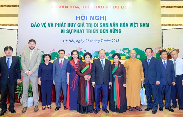 Bảo vệ, phát huy giá trị di sản văn hoá Việt Nam vì sự phát triển bền vững