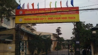 Trường Trung cấp Y Dược Lê Hữu Trác: 282A Kim Giang, Đại Kim, Q.Hoàng Mai, Hà Nội