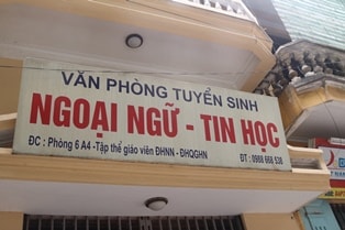 Phòng 6 A4 TTGV ĐH Ngoại Ngữ: Văn phòng tuyển sinh ngoại ngữ - tin học