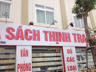 2 Phạm Văn Đồng, Cầu Giấy, Hà Nội: Nhà sách Thịnh Trang