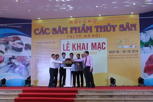 Khai mạc Hội chợ các sản phẩm thủy sản tại Hà Nội năm 2018