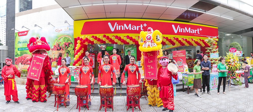 Vinmart+ lập kỷ lục ngành bán lẻ: Khai trương 117 cửa hàng chỉ trong 1 ngày.