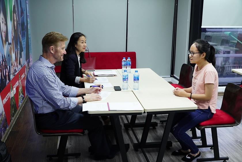 Tin vui cho học sinh THPT Việt Nam- cơ hội lấy bằng Mỹ chưa bao giờ dễ dàng đến thế.
