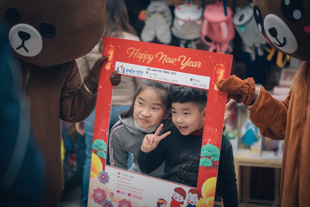 Mai  đào khoe sắc rực rỡ khắp các khu đô thị Vinhomes.