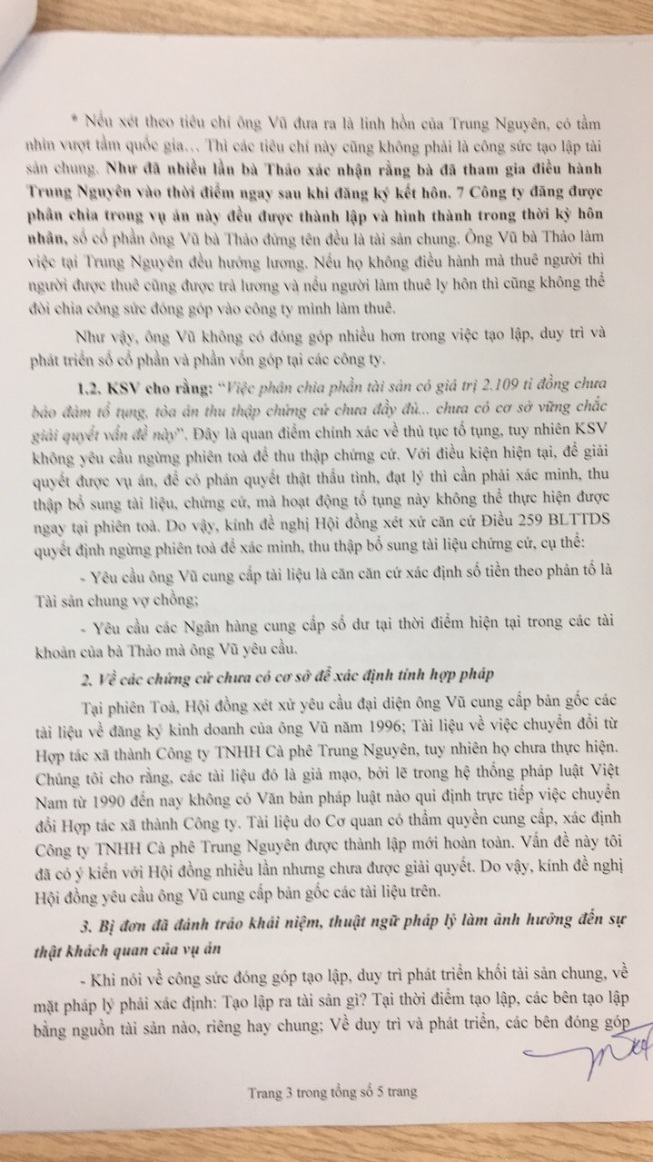 Bà Lê Hoàng Diệp Thảo đề nghị tạm ngưng phiên tòa để yêu cầu bổ sung chứng cứ pháp lý và đưa Trung Nguyên Singapore vào giải quyết trong vụ án ly hôn.
