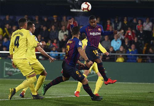 Barca thoát thua Villarreal bằng hai bàn trong ba phút cuối