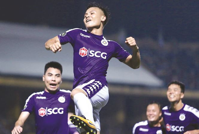 Vòng 4 V-League 2019: Quang Hải ghi bàn, Hà Nội lên vị trí đầu