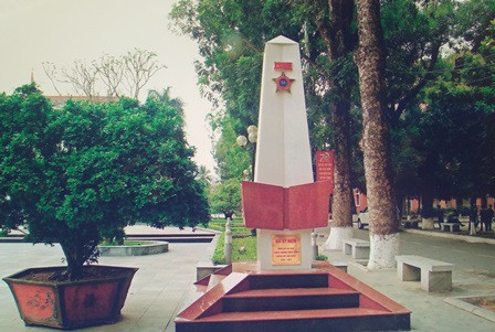 Đài kỷ niệm Công an chi viện chiến trường miền Nam chống Mỹ cứu nước 1954 - 1975: Trang hồi ký cách mạng hào hùng, bất khuất