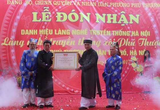 Đón nhận danh hiệu Làng nghề truyền thống Xôi Phú Thượng