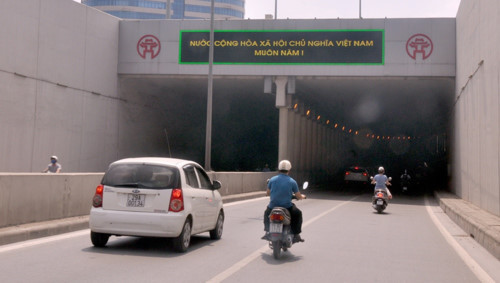 Liên tiếp tai nạn, tổ chức lại giao thông hầm Kim Liên, Hà Nội