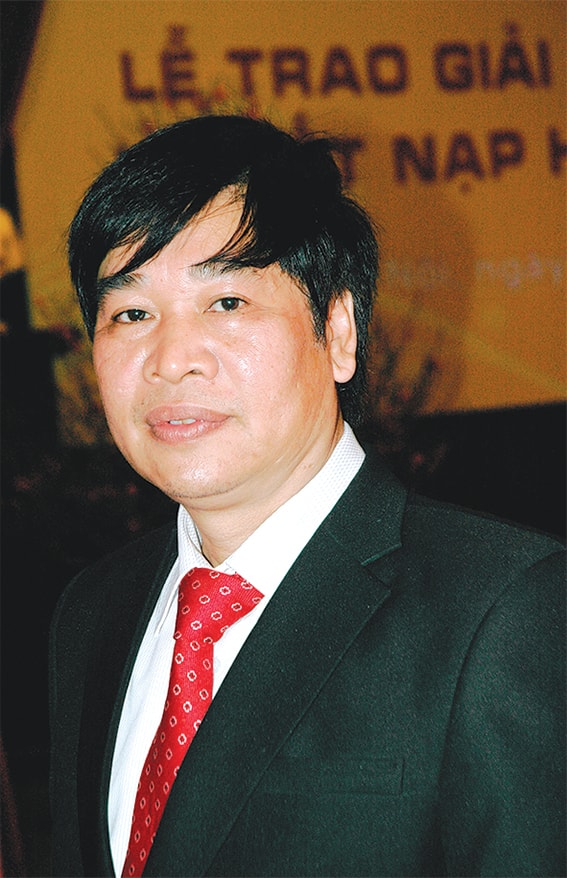 Thơ Nguyễn Đình Minh: “Khi thi ca càng nén lại thì âm hưởng càng lan tỏa”