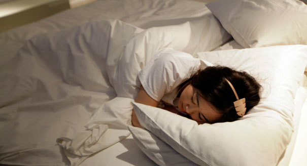 Ngủ ít hơn 7 giờ mỗi ngày sẽ gây ra hậu quả nguy hại gì?