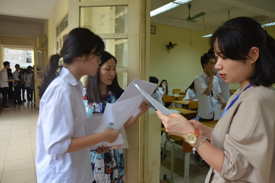 Học sinh Hà Nội bắt đầu đăng ký nhập học