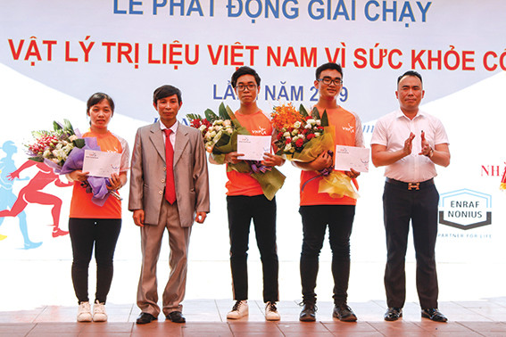 Giải chạy “Ngành Vật lý trị liệu Việt Nam vì sức khỏe cộng đồng”: Hướng tới một sân chơi thường niên  vì sức khỏe cho mọi người