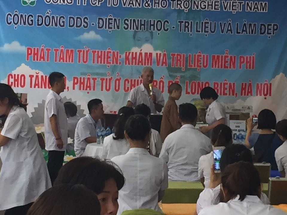 Chương trình khám, trị liệu miễn phí cho tăng ni, phật tử tại chùa Bồ Đề - Long Biên