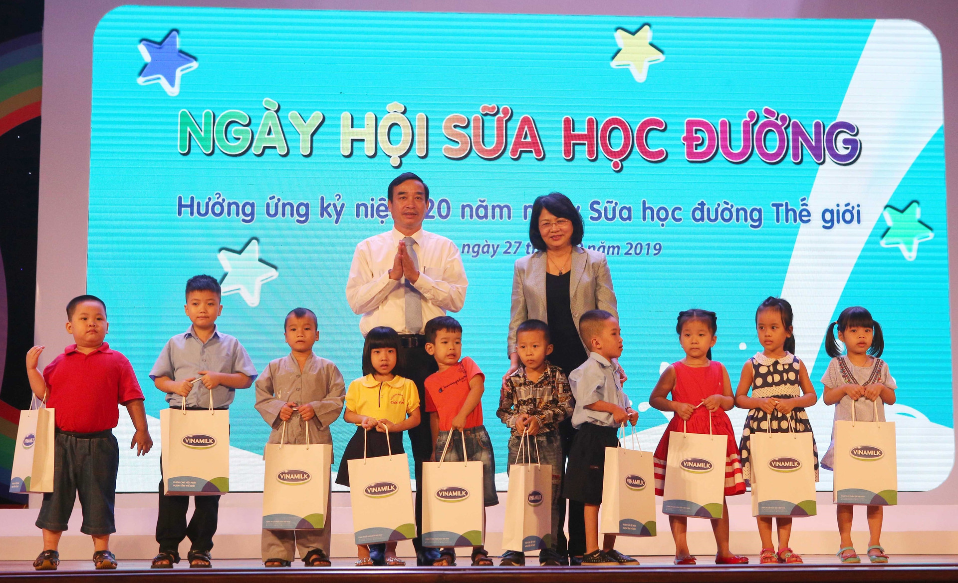 Tưng bưng ngày hội sữa học đường tại Đà Nẵng