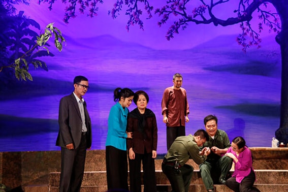 Phía sau thành công của vở chèo “ Điều còn lại”