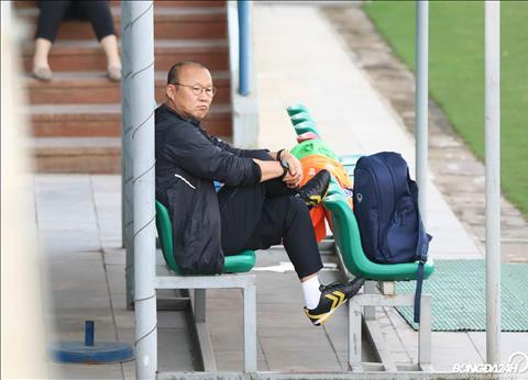 HLV Park Hang-seo trầm ngâm trước ngày đấu Thái Lan