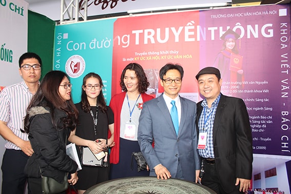 PGS.TS Trần Đức Ngôn: “Ngành viết văn sẽ không thể bị mai một”