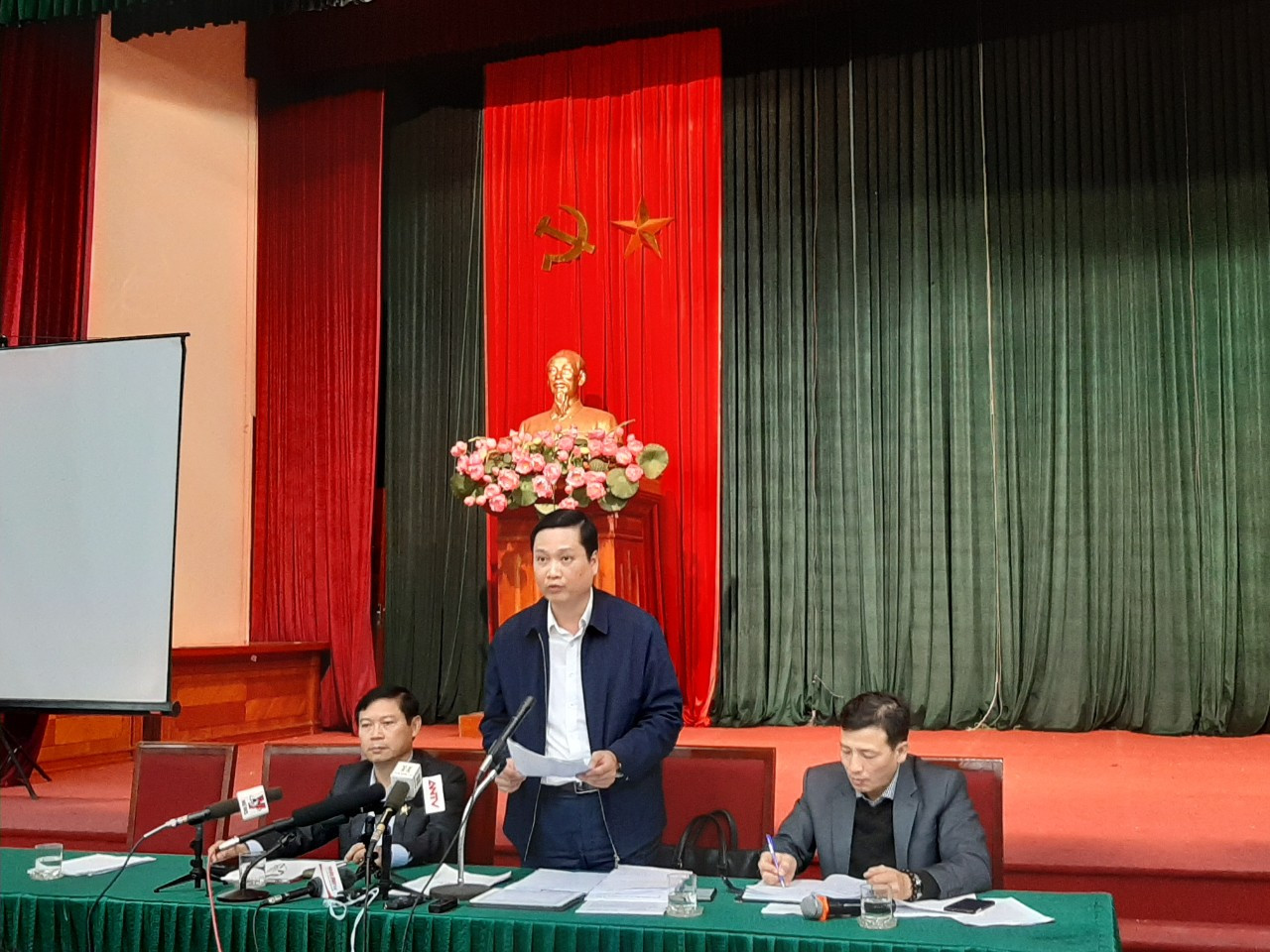 Hà Nội: Nhiều hoạt động thăm, tặng quà đối tượng chính sách trên địa bàn Thành phố Tết Canh Tý 2020