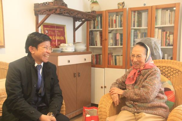 Giáo sư Hoàng Anh Tuấn nói chuyện “mùng ba Tết thầy” xưa và nay