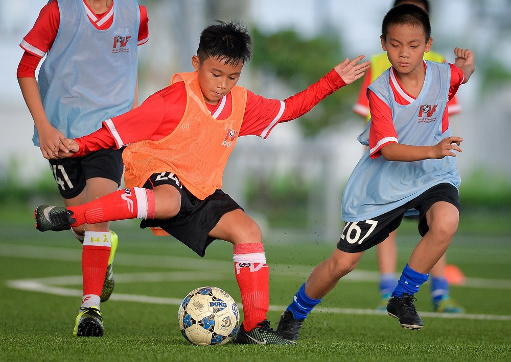 PVF tuyển sinh khóa 12, tìm kiếm tài năng bóng đá trẻ.
