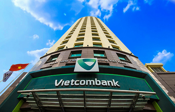 Vietcombank lần thứ 2 liên tiếp đạt quán quân về lợi nhuận và nắm giữ kỉ lục về lợi nhuận cao nhất trong 8 lần Forbes công bố  