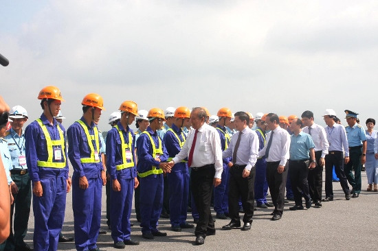 Khởi công sửa chữa đường băng hai cảng hàng không quốc tế Nội Bài, Tân Sơn Nhất