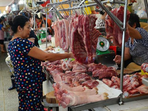 Giá thịt lợn phía Nam vẫn ở mức cao