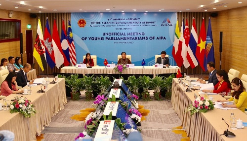 Nghị sĩ trẻ AIPA vì Cộng đồng ASEAN gắn kết và chủ động thích ứng