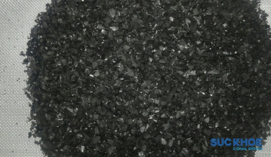 Chống nồm và khử độc tia đất cho sàn nhà bằng than hoạt tính